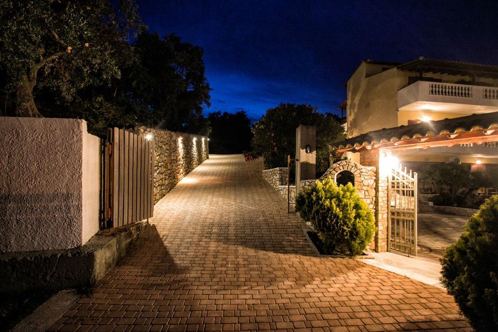 Blue Horizon Studios Skiathos Town Ngoại thất bức ảnh